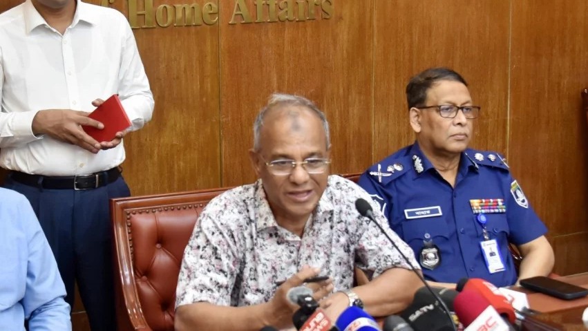 ফেব্রুয়ারিতে জাতীয় সংসদ নির্বাচন আয়োজনে সরকারের প্রস্তুতি রয়েছে: স্বরাষ্ট্র উপদেষ্টা